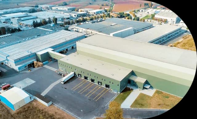 Gallery image 8bfa0547-8739-411a-aee6-4049b2e21cb9